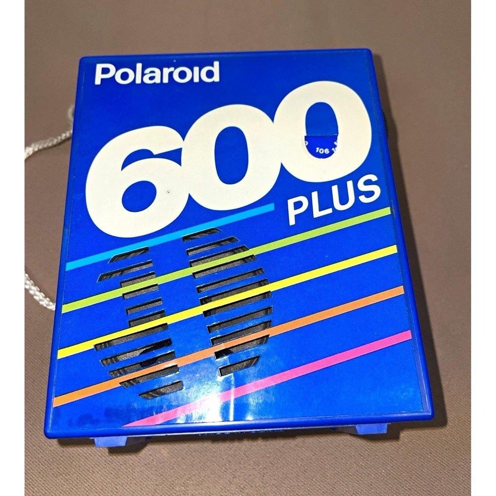 VTG Polaroid 600 Plus AM/FM Radio Novelty Film Box Blue Turns On Static Only